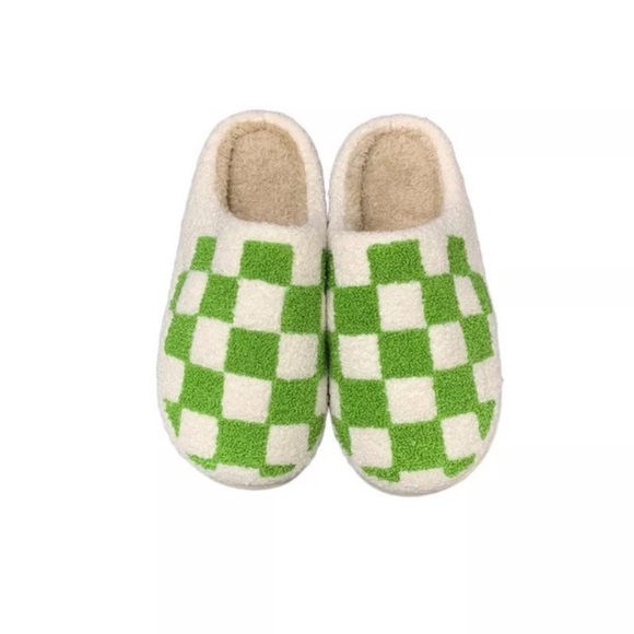 CLEARANCE $10 start ❤️Checker Cute Soft Plush Comfy Winter Slipper - Picture 2 of 3